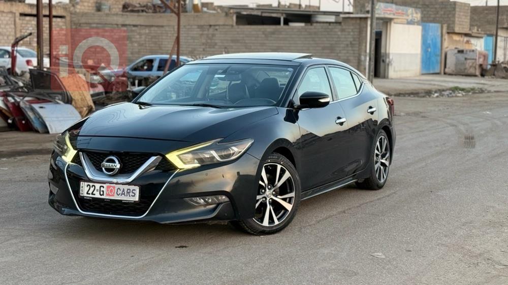 Nissan Maxima